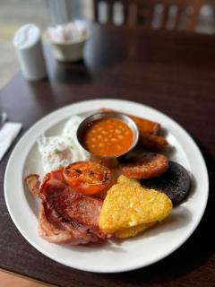 The Highlands Hotel - Glenties - 7