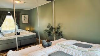 Sunny Terrace - Airy Apartment in the Heart of Lofoten - Leknes - 9