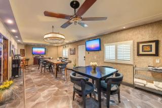 10BR Near Strip LuxuryVegasEstate-Pool-Event Hall - 8