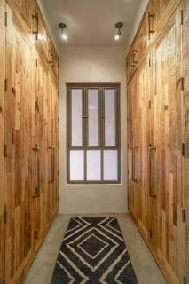 Luxury Home with Rooftop Views, Walk to Centro - 2