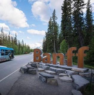 Rocky Ridge Retreat, your Gateway to the Rockies - 3