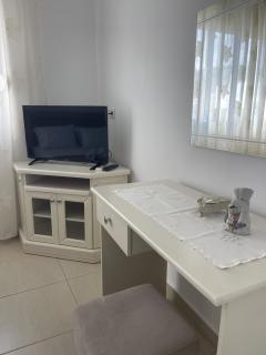 Seaside Apartment next to Ferry Terminal - 6