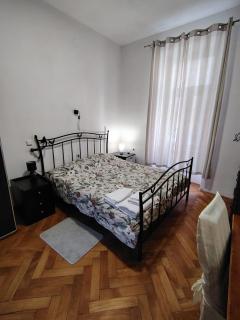 CENTRAL 1 Bedroom Apartment - 4