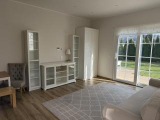 Modern studio with terrace, air conditioning, and a prime location - 0