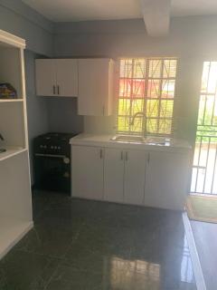 Sea Breeze Apartments Saint Vincent 5 Minute Walk to Black Sand Beach - 3