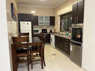 Cozy Central Secured Compound - Amman - 8