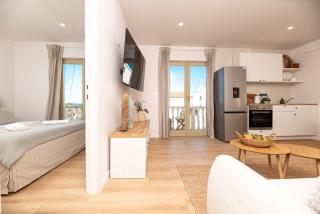 Oasis Apartments - 8