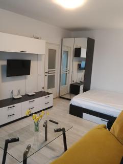 Ariel Studio Central TrainStation - 0