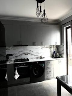 5Luxury cosy apartment near airport EVN - 2