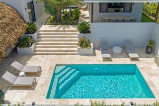 Modern and luxurious villa on Jan Sofat by CAYA - 0
