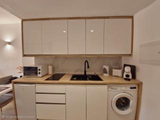 Lovely apartment near airport - 6