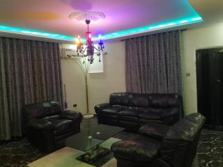 3JD Lavishly Furnished 2 bed apartment - 0