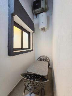 Dar Anza Stylish 2BR, Espresso Ground Floor - 5