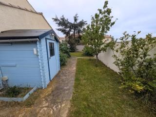 maison familiale avec jardin et terrasse - 1