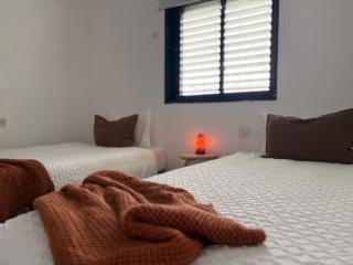 Gal 27 Desert Retreat - 7