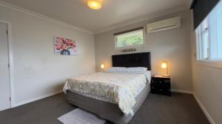 Cozy Private Room- Climate Controlled Comfort - 2