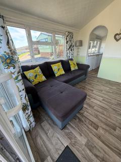 Chalet 5 Clarach Bay - Aberystwyth - 9