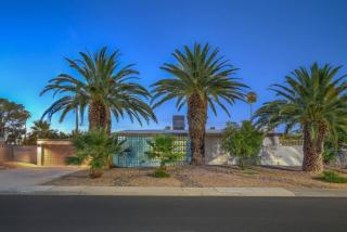 Mid Century Modern near STRIP w Pool King Suite - 5