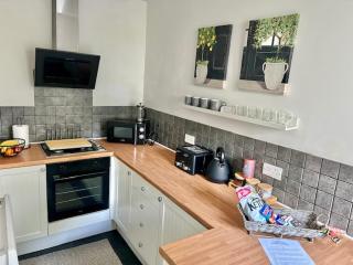 Mews Cottage - 4