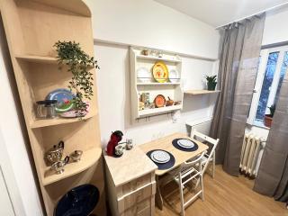 Central Tourist Palace Stay - 7