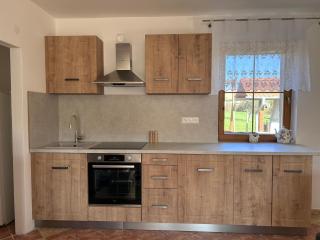 Chata Kašná Hôrka v blízkosti jazera Tajch, Nová Baňa - 8