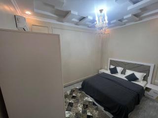 White House Dacha - 1