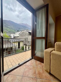 HolidayHouse - Balcony&View - Short walk to the Bernina Express - 9