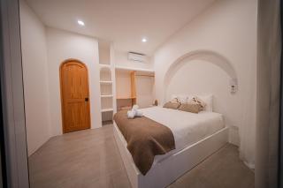 Luxury Santorini-Style Villa in Surf City - 2