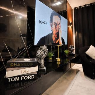 Luxury 2BR Retreat - Pool, Gym & Cozy Cinema - 8