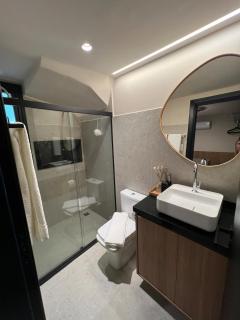 Luxury house fully air-conditioned, pool and service - 9