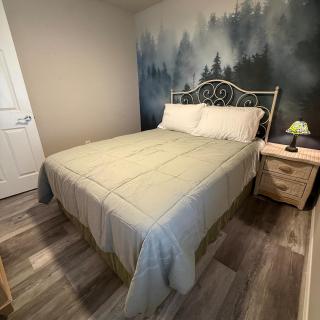 Rustic-Chic Mansfield Matchday Retreat - 5