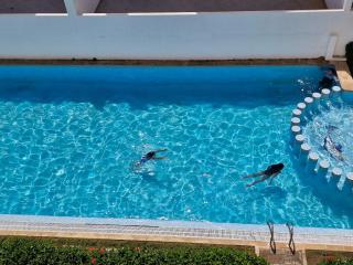 Appart lumineux avec piscine privée avec mer à 200m - 0