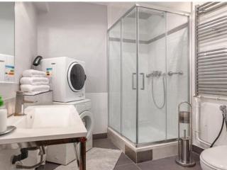 Studio Élysées - Paris - 9