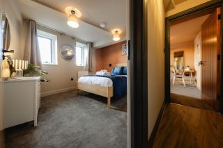 Westbury Collection - The High Street Retreat - 1