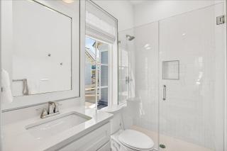 Blue Magnolia 217 LAK - 0