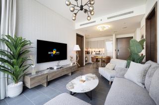 Moon Stays - Opulent 2BR Stay - Sobha Hartland - 0