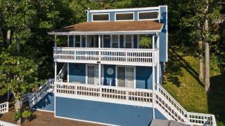 Racetrack Cove 3bed 2bth Lake Views Dock - 0