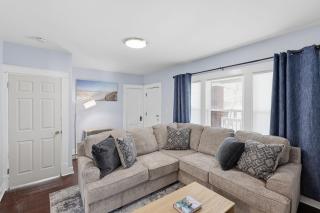 Modern Niagara Loft with Private Sunset Balcony Duplex - 2