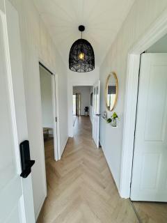 Private Lagoon Retreat - 6