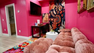 Flamingo Flat NoHo Centrally located - 8