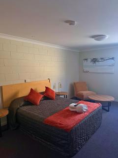 Village National The Isaac - 9