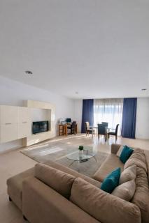 Seafront 2Br Apartment Spinola St Julian`s - BBQ Central & Peaceful - 8