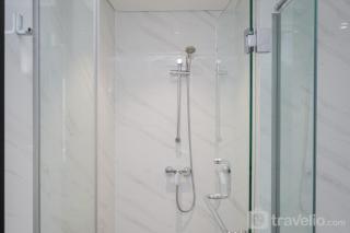 Spacious 1BR at Branz Apartment BSD near AEON Mall By Travelio - 4