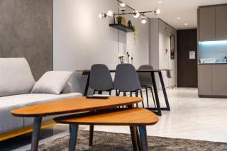 Eaton Residences KLCC - Malaysia Record Infinity Pool - 3