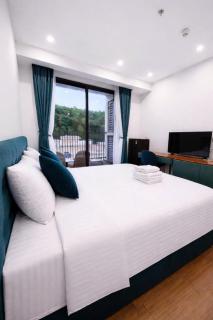 Ocean Glow Cozy Studio Apartment-Hill Views - FreePool&Gym - 0