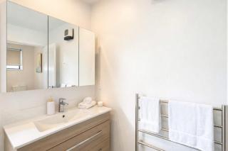 Bright Christchurch Apartment with Private Patio - 6