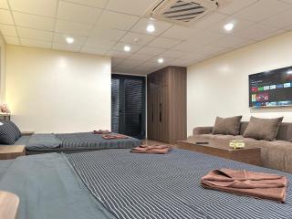 City view 3 bedrooms 5 beds elevator free laundry - 3