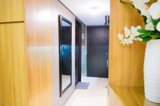 Kasara Luxe Suites Pasig near Ortigas and BGC Pool Netflix Fast Wifi - 7