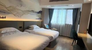 GreenTree Eastern Hotel Chizhou Tonghui Plaza - 1