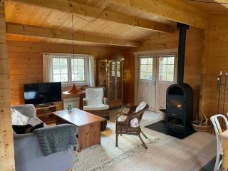 Charming Timber House With Sauna Near Beach - 4